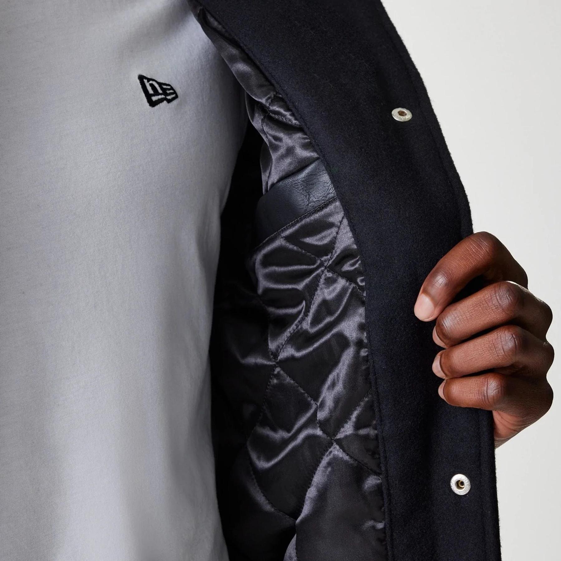 product/n/e/new-era_60684379_noir_4.jpg