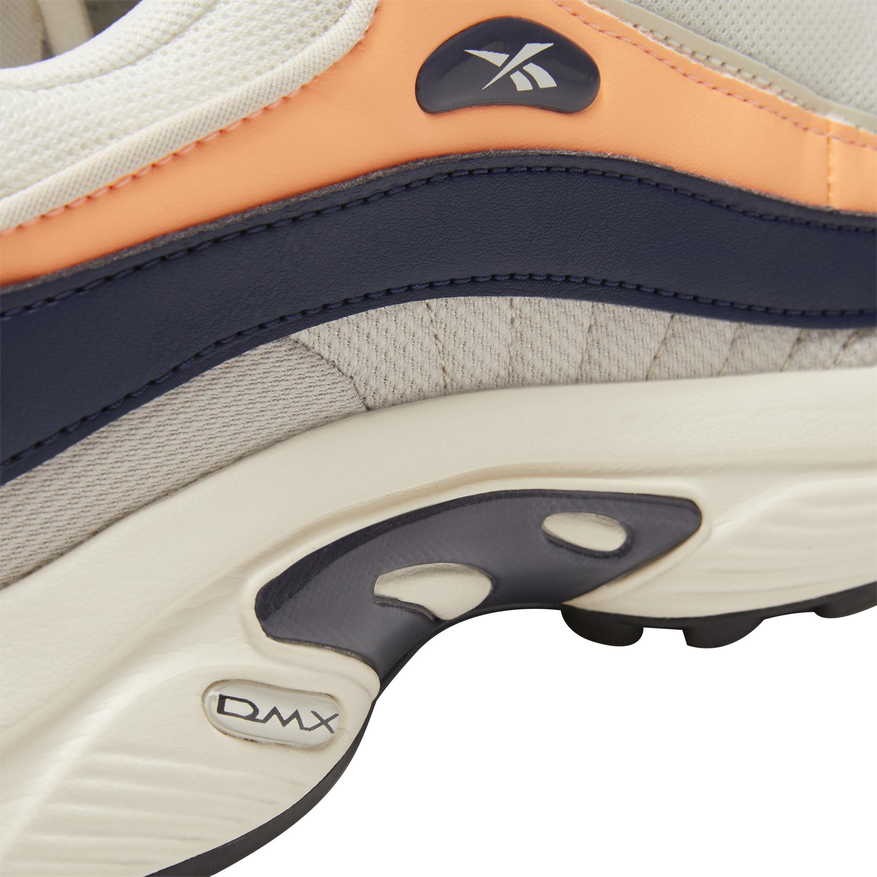 product/r/e/reebok-classics_dv8645_7_footwear_photography_detail_view_1_white_000.jpg