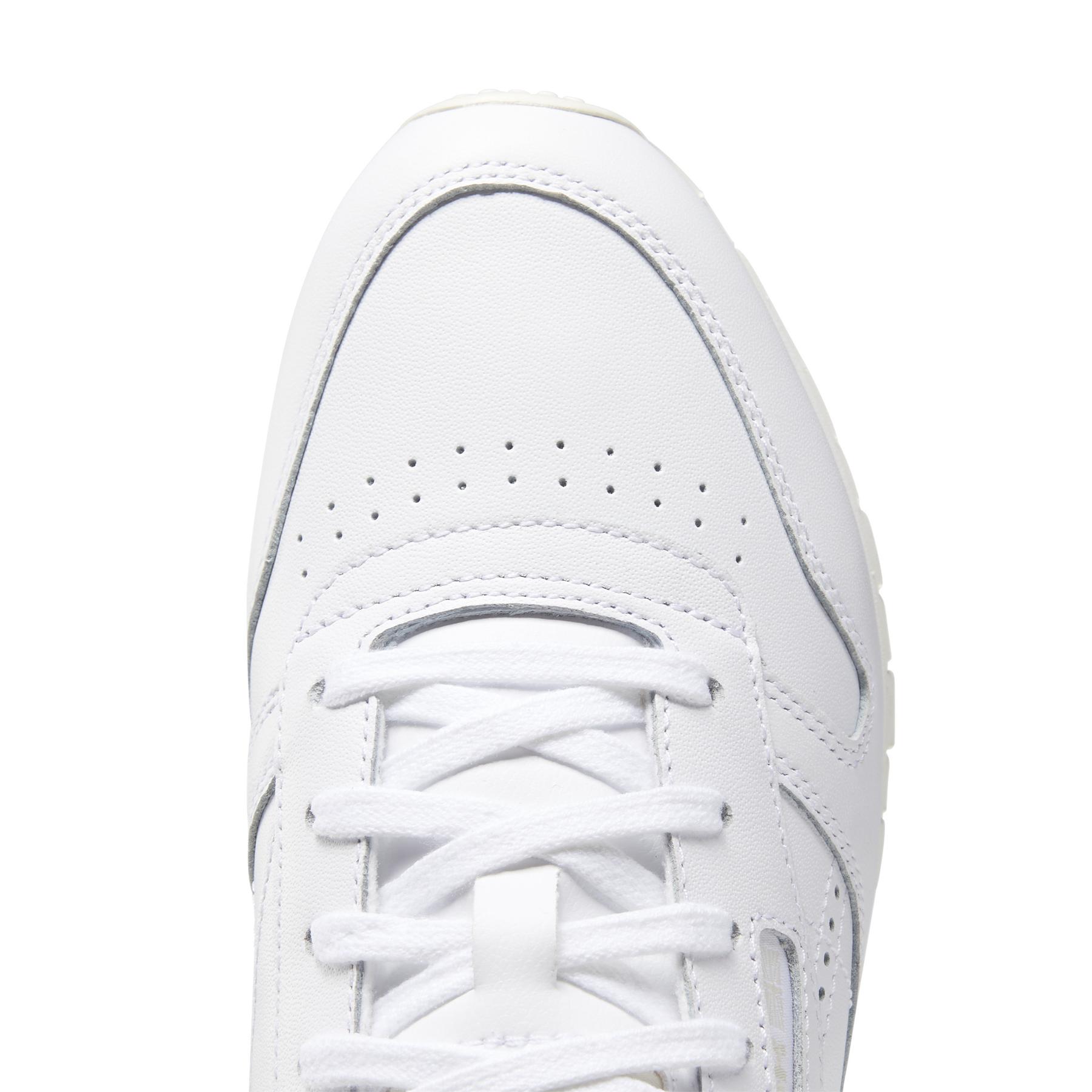 product/r/e/reebok-classics_fv1078_7_footwear_photography_detail_view_1_white_000.jpg