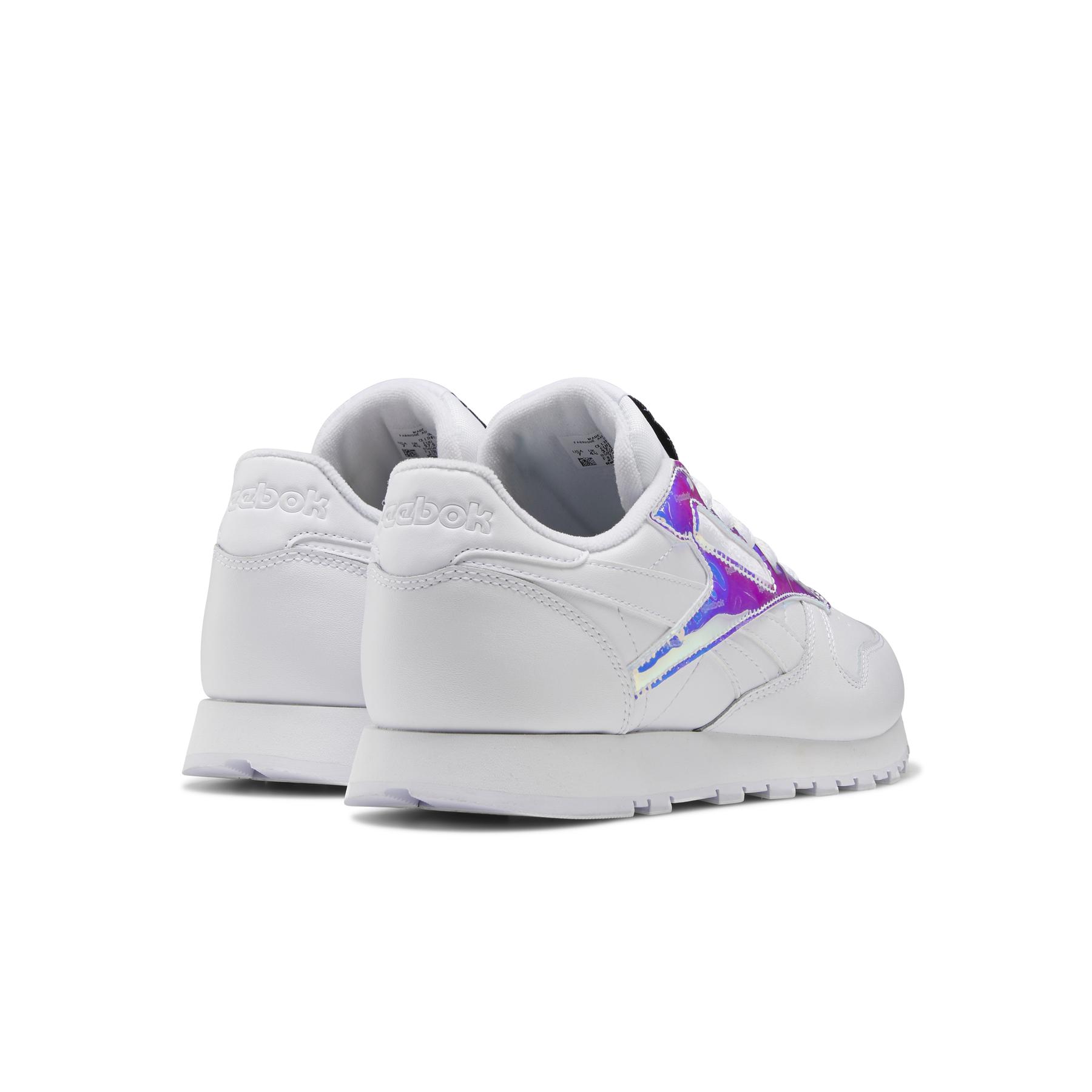 product/r/e/reebok-classics_fw6166_6_footwear_photography_back_lateral_top_view_white_000.jpg