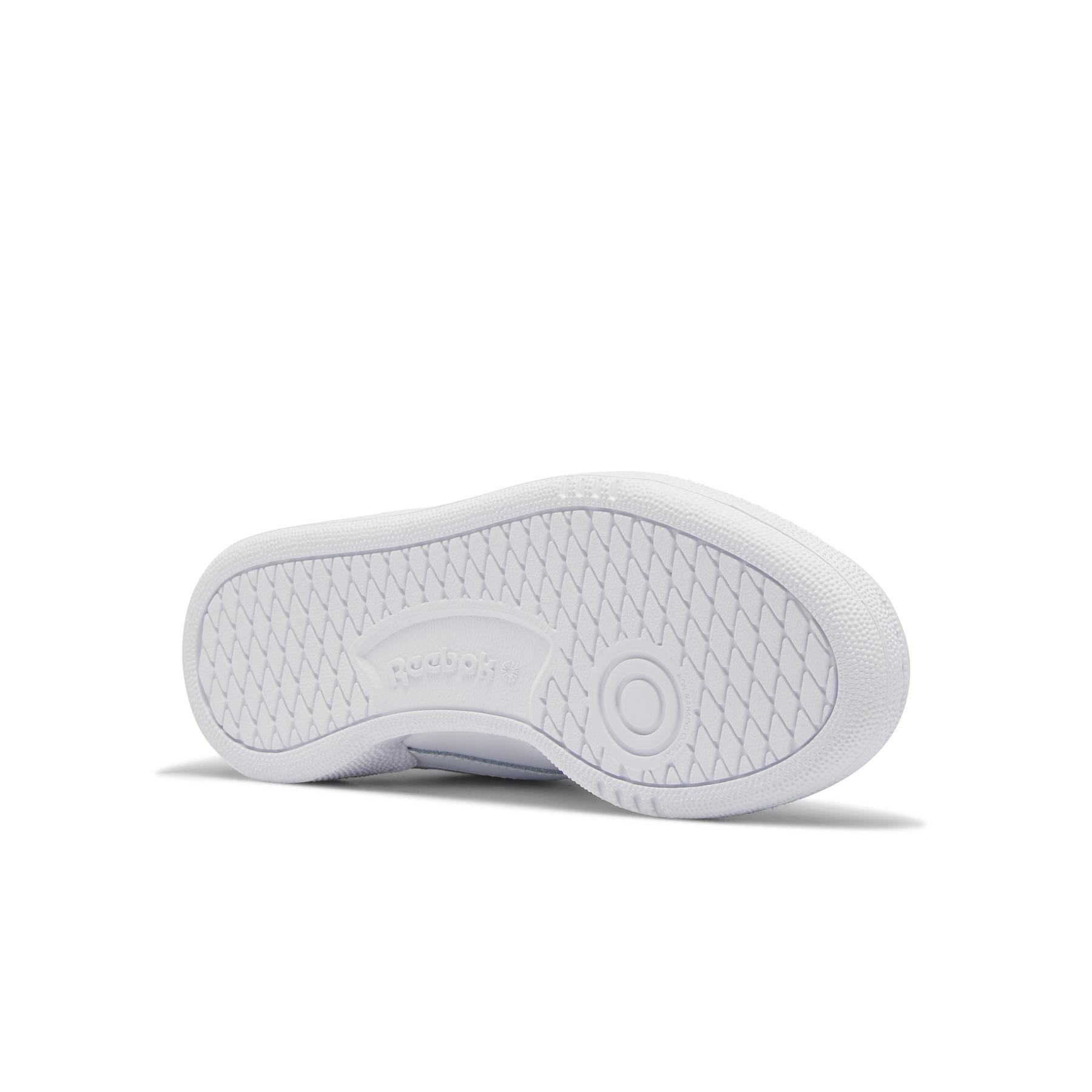 product/r/e/reebok-classics_gy9735_3_footwear_photography_bottom_view_white_000.jpg
