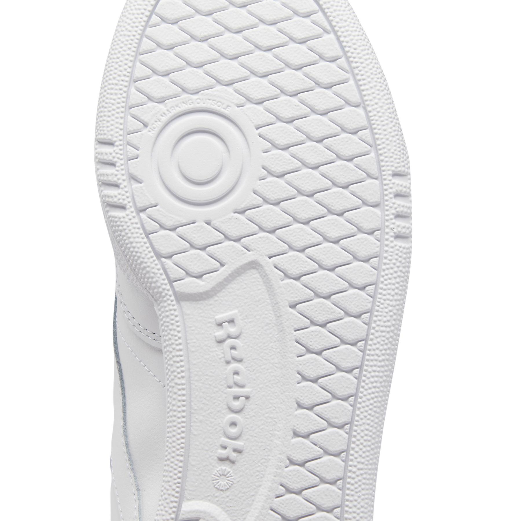 product/r/e/reebok-classics_gy9735_8_footwear_photography_detail_view_2_white_000.jpg
