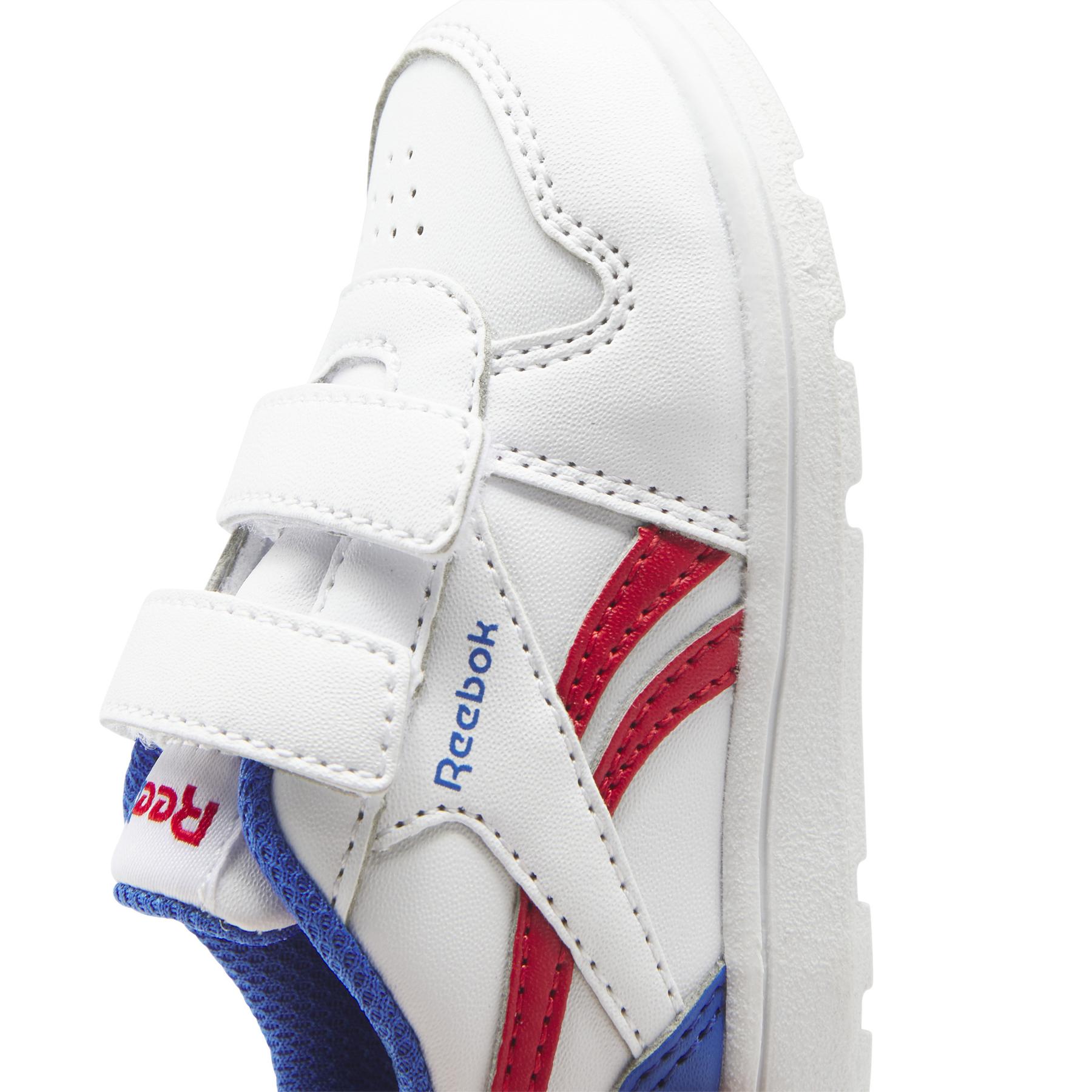 product/r/e/reebok-classics_hq1079_8_footwear_photography_detail_view_2_white.jpg