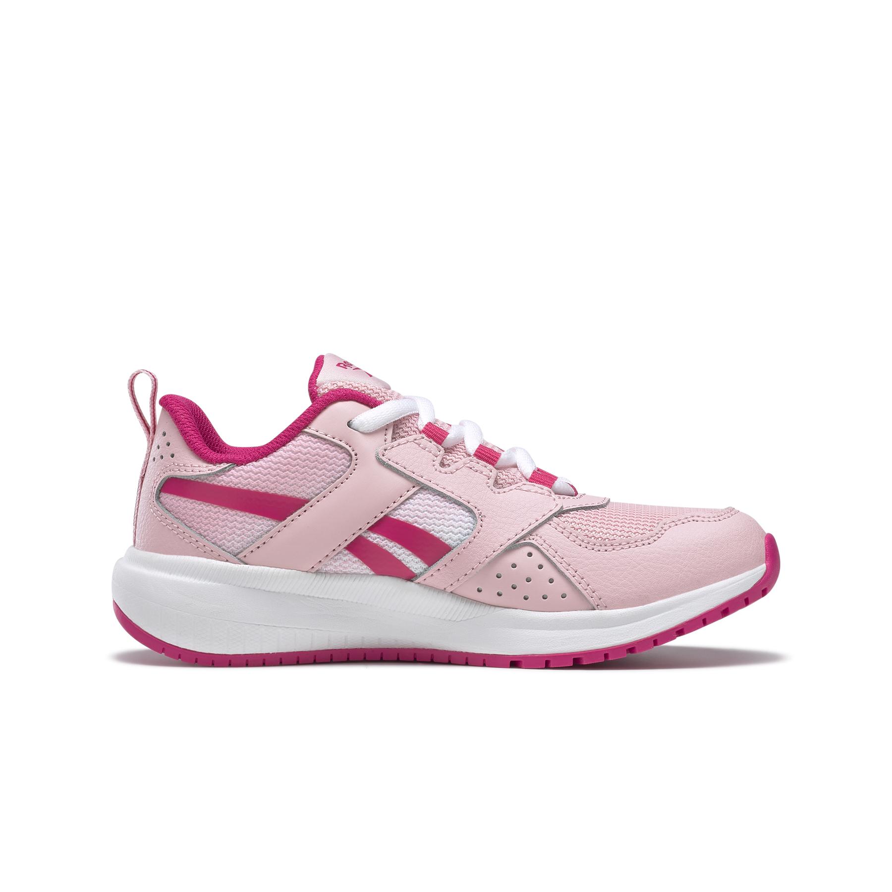 product/r/e/reebok_g57455_4_footwear_photography_side_medial_center_view_white_000.jpg