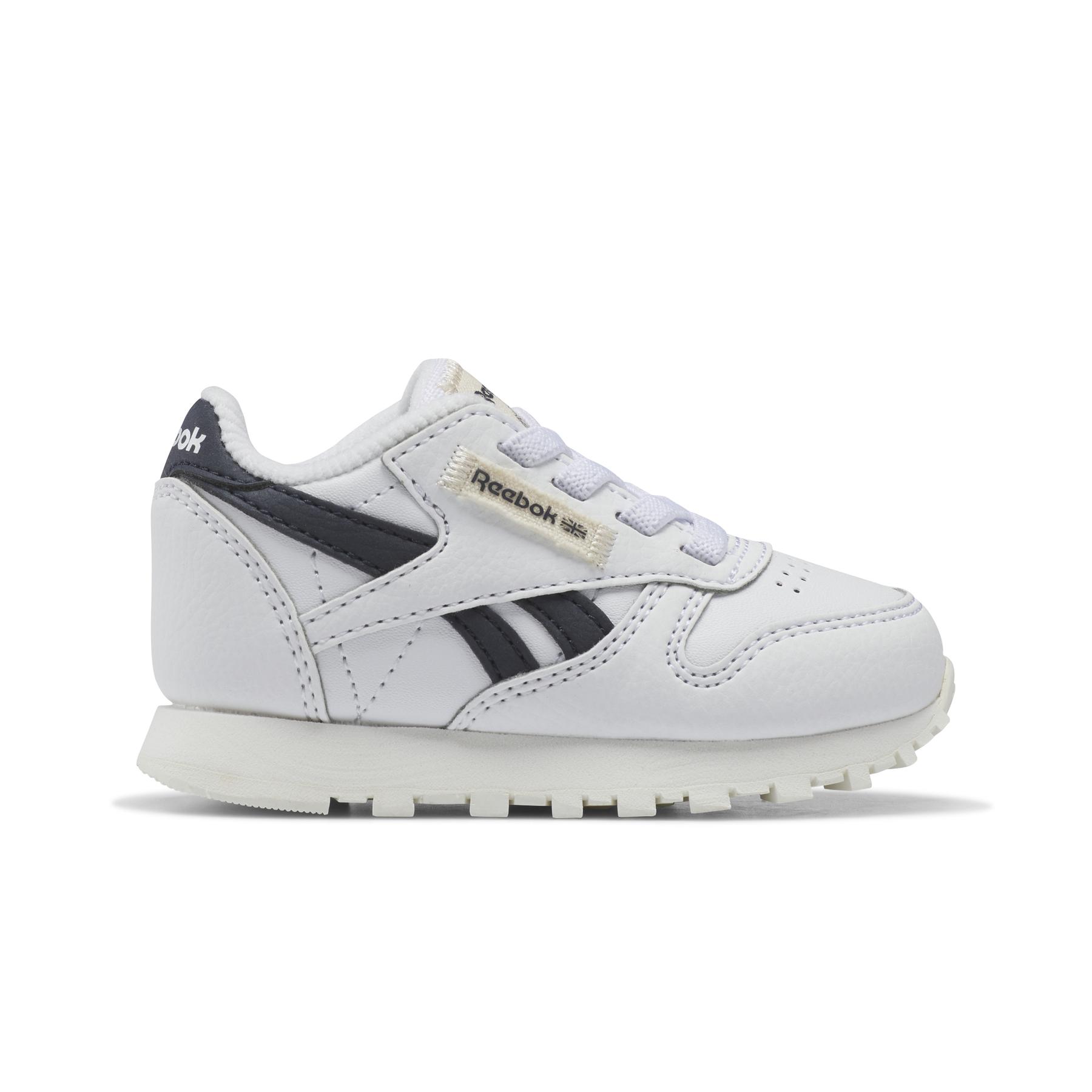 product/r/e/reebok_gy4883_1_footwear_photography_side_lateral_center_view_white.jpg