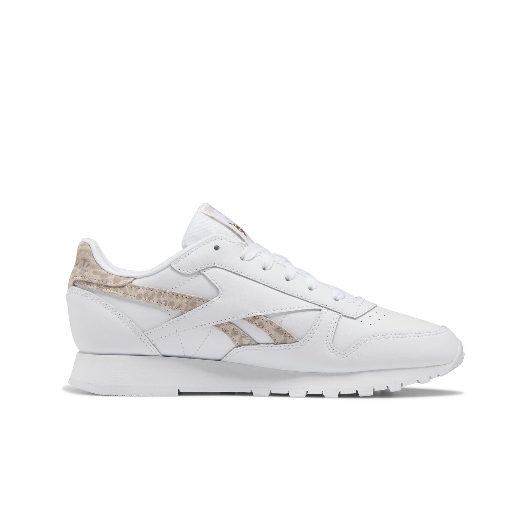 product/r/e/reebok_gy7173_4_footwear_photography_side_medial_center_view_white.jpg