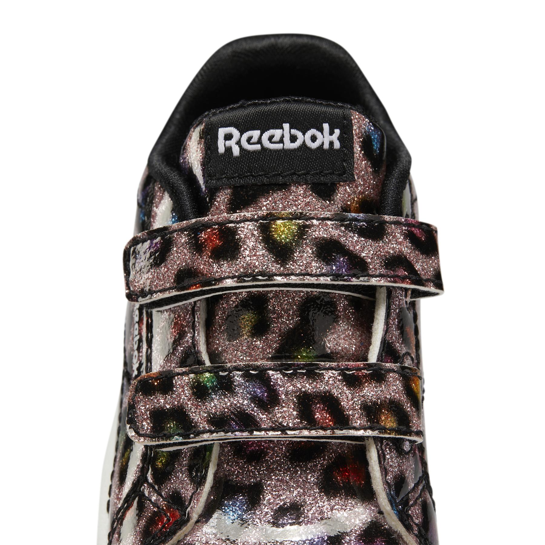 product/r/e/reebok_gy8473_7_footwear_photography_detail_view_1_white_000.jpg
