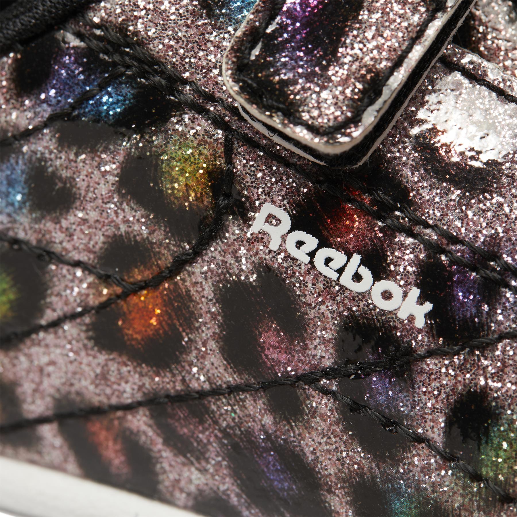 product/r/e/reebok_gy8473_8_footwear_photography_detail_view_2_white_000.jpg