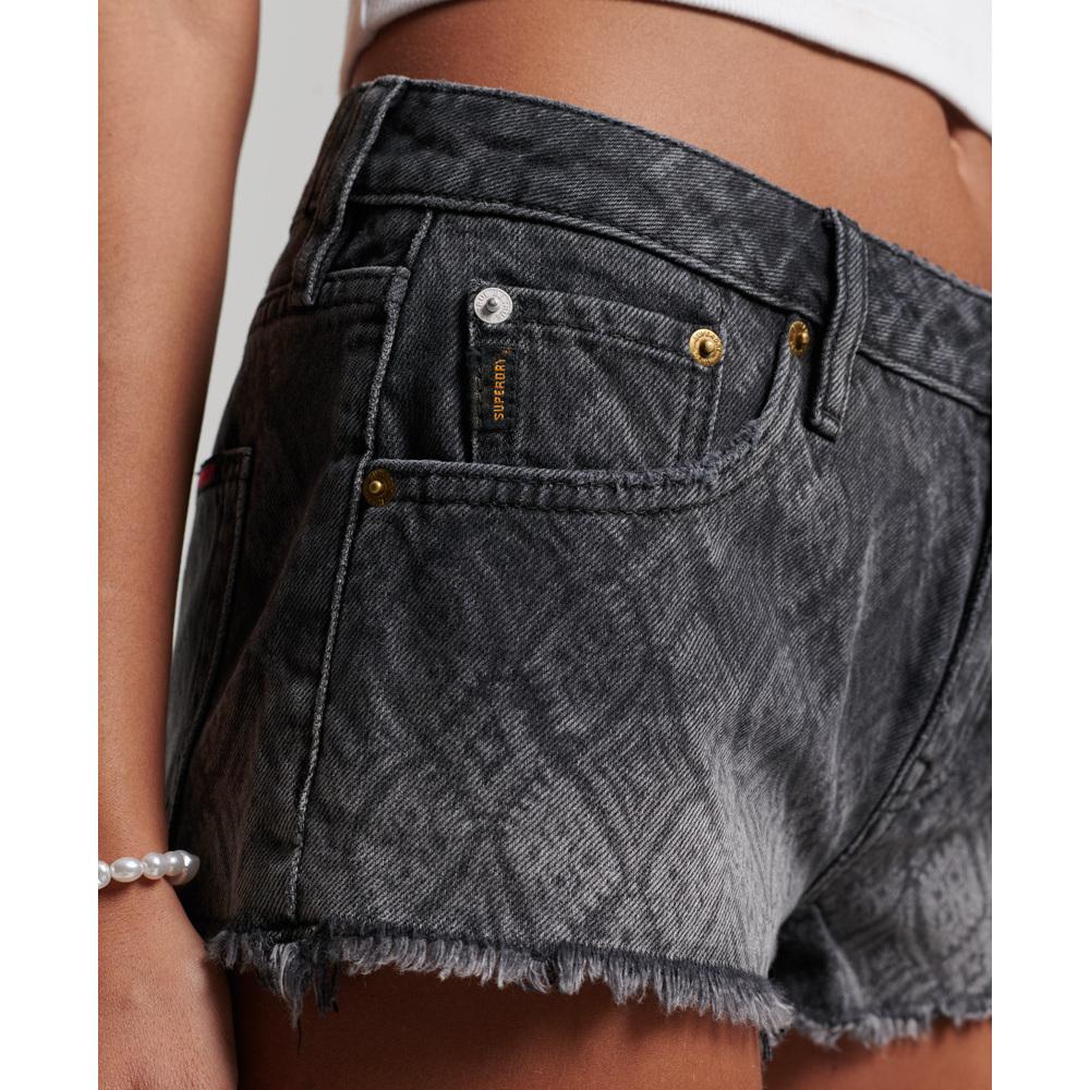 product/s/u/superdry_w7110399a-9en_wolcott-blackstone-aop_3.jpg