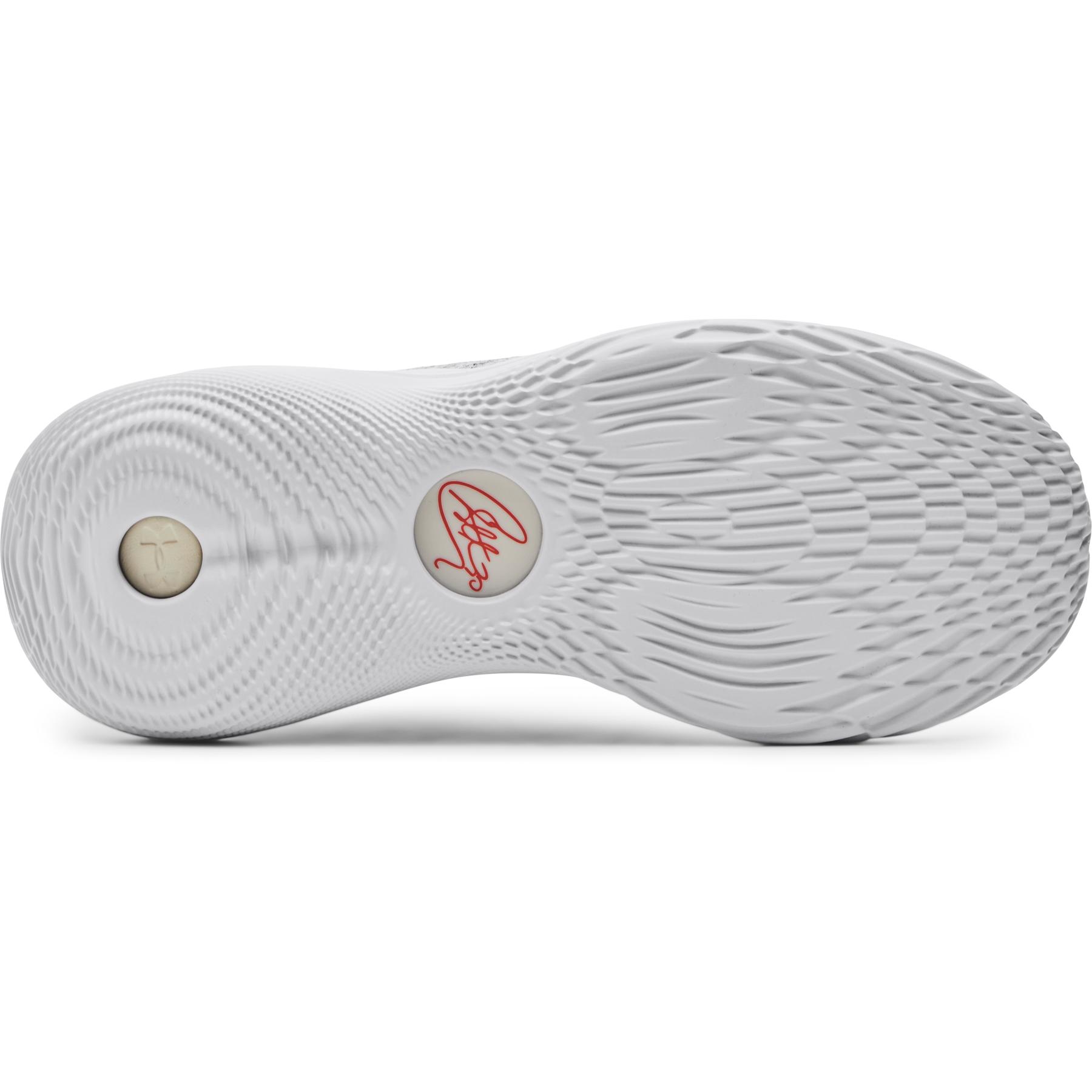 product/u/n/under-armour_3027723-101_16-nw050324.jpg