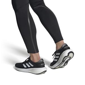 product/a/d/adidas_gw9088_11_footwear_on_model_front_view_white_000.jpg