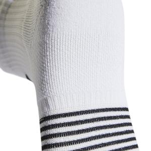 product/a/d/adidas_hg7757_2_hardware_photography_detail_view_1_white.jpg