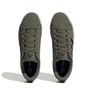 product/a/d/adidas_hp6002_3_footwear_photography_top_portrait_view_white-nw052424.jpg