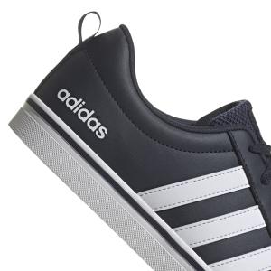 product/a/d/adidas_hp6011_8_footwear_photography_detail_view_1_white-nw052424.jpg