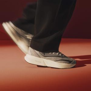 product/a/d/adidas_ih8606_24_footwear_photography_heromrktng_view_2-nw091625.jpg