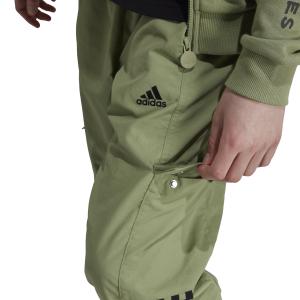 product/a/d/adidas_iv9456_5_apparel_on_model_detail_view_2_white.jpg
