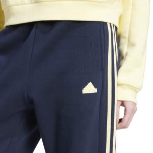product/a/d/adidas_ix3524_6_apparel_on_model_detail_view_2_white.jpg