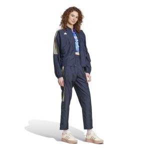 product/a/d/adidas_ix3723_6_apparel_on_model_standard_outfit_view_white.jpg