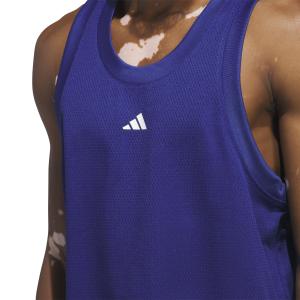 product/a/d/adidas_ix8133_7_apparel_on_model_detail_view_1_white.jpg