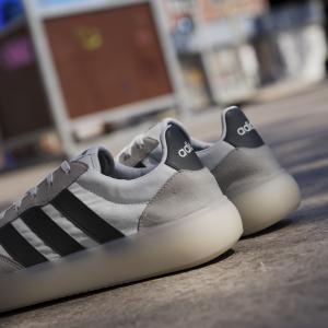 product/a/d/adidas_ji2315_22_footwear_photography_heromrktng_view_9-nw091625.jpg