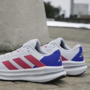 product/a/d/adidas_ji4600_23_footwear_photography_heromrktng_view_10-nw091625.jpg