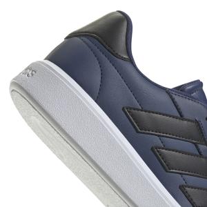 product/a/d/adidas_ji4710_9_footwear_photography_detail_view_2_white-nw091625.jpg