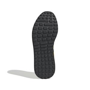 product/a/d/adidas_ji4871_4_footwear_photography_bottom_view_white-nw091625.jpg