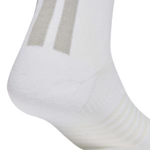 product/a/d/adidas_jn3561_4_hardware_photography_detail_view_2_white.jpg