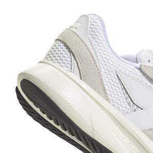 product/a/d/adidas_jq4758_9_footwear_photography_detail_view_2_white-nw091625.jpg