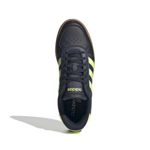 product/a/d/adidas_jq8265_3_footwear_photography_top_portrait_view_white-nw091625.jpg