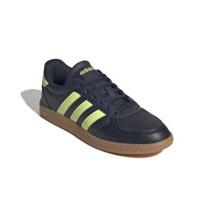 product/a/d/adidas_jq8265_6_footwear_photography_front_lateral_top_view_white-nw091625.jpg