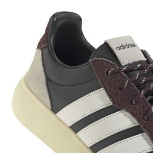 product/a/d/adidas_jr1232_9_footwear_photography_detail_view_2_white-nw091625.jpg