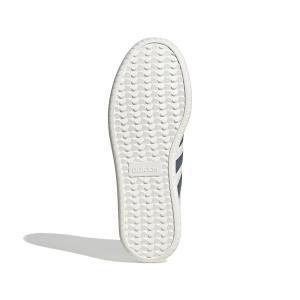 product/a/d/adidas_jr1318_4_footwear_photography_bottom_view_white-nw091625.jpg