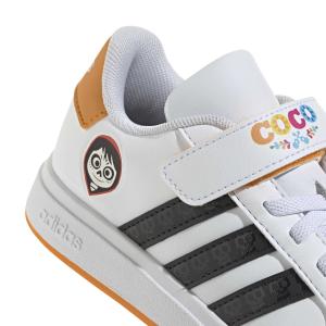 product/a/d/adidas_jr5623_9_footwear_photography_detail_view_2_white-nw091725.jpg