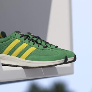 product/a/d/adidas_jr8631_22_footwear_photography_heromrktng_view_10-nw091725.jpg