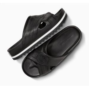 product/c/o/converse_a06476c_noir_4.jpg