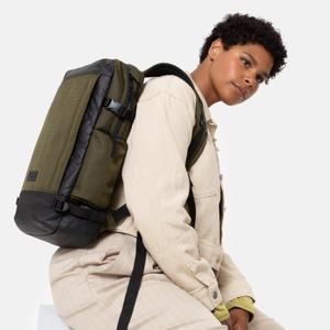 product/e/a/eastpak_ek00091d5a1_1.jpg