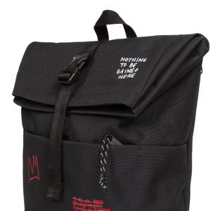 product/e/a/eastpak_ek0a5bgf4y4_basquiat-quotes_6.jpg