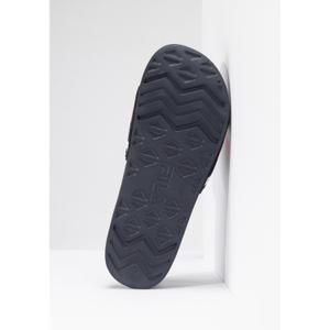 product/f/i/fila_ffm0035_50007_050.jpg