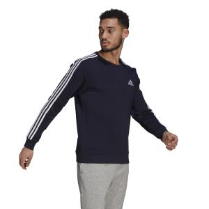 product/g/k/gk9111_app_on-model_walking_white.jpg