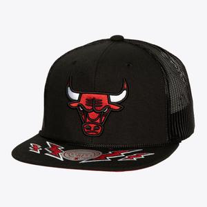 hhss7016-cbuyypppblck-casquette-trucker-chicago-bulls-black-tu