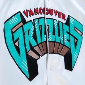 product/m/i/mitchell-ness_stjkmg18013-vgrwhit_white_3.jpg