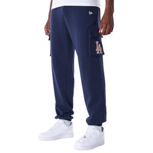60564875-jogging-los-angeles-dodgers-mlb-world-series-bleu