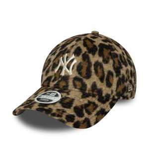 60691302-casqette-de-baseball-9forty-femme-new-york-yankees-cosy-animal-stndau-tu