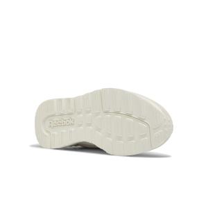 product/r/e/reebok_gv6957_3_footwear_photography_bottom_view_white_000.jpg