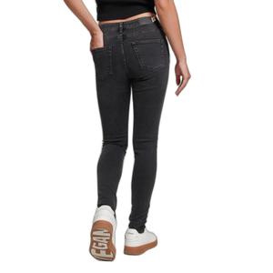 product/s/u/superdry_w7010798a-7ud_2.jpg