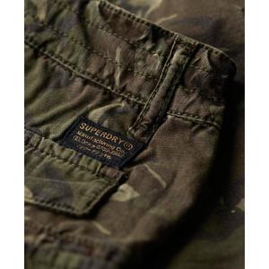 w7110424a-us7-short-cargo-femme-superdry-camouflage-outline